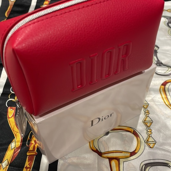 New Christian Dior Red Trousse Pouch - Picture 2 of 11